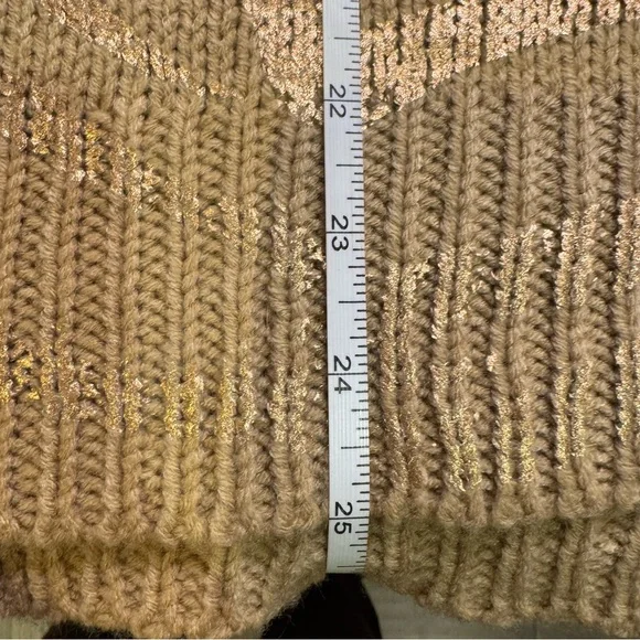And The Why Zebra Pattern Gold Sweater - Size S/M NWOT - Picture 4 of 10